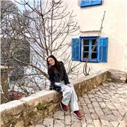 Ciao! Sono Mia, una studentessa, e mi piacerebbe aiutare chi vuole imparare il serbo/croato o l’italiano in modo divertente e naturale